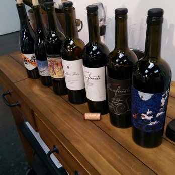 GrapeSeed Wines - Wine Tasting Room Near Me - Healdsburg, California