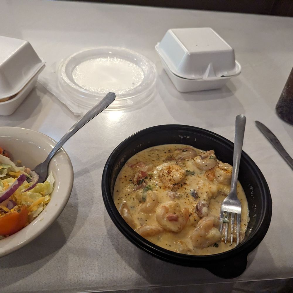 Shrimp & Grits Shrimp & Grits