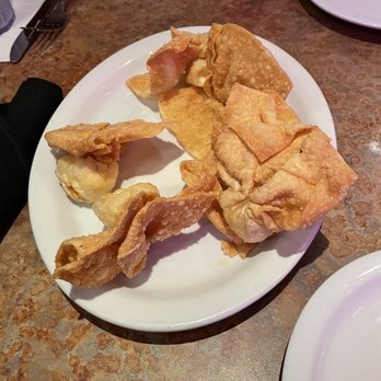 Fong's Restaurant & Bar - Cream Cheese Wontons - Chinese Near Me - Prior Lake, Minnesota Fong's Restaurant & Bar - Cream Cheese Wontons - Chinese Near Me - Prior Lake, Minnesota