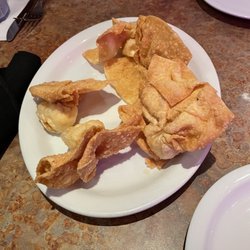 Fong's Restaurant & Bar - Cream Cheese Wontons