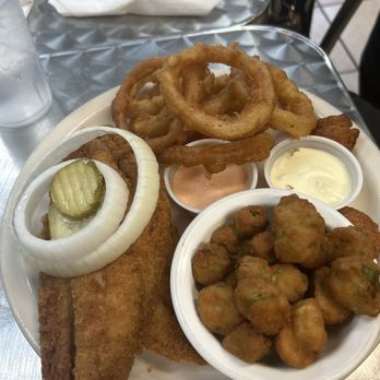 EatZ On The Corner - Grouper & Fried Okra - American Near Me - Pine Mountain, Georgia