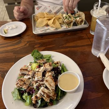 Hurricane Grill & Wings - Chicken Honey Pecan Chicken Salad and Baja Fish Taco - American Near Me - Poughkeepsie, New York Hurricane Grill & Wings - Chicken Honey Pecan Chicken Salad and Baja Fish Taco - American Near Me - Poughkeepsie, New York
