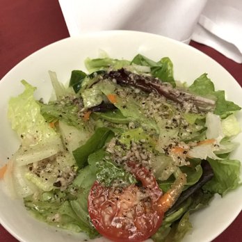 Fratelli - Side salad that comes with a pasta entree - Italian Near Me - Alexandria, Virginia Fratelli - Side salad that comes with a pasta entree - Italian Near Me - Alexandria, Virginia