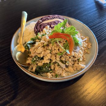 Kin Khao - Thai Near Me - Monrovia, California