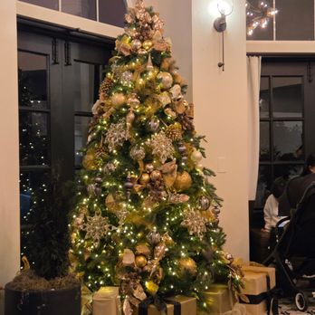 Olive & Hay - Nice waiting area decorations. - Italian Near Me - Napa, California Olive & Hay - Nice waiting area decorations. - Italian Near Me - Napa, California