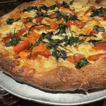 Robert's Pizza and Dough - Pizza Near Me - Chicago, Illinois