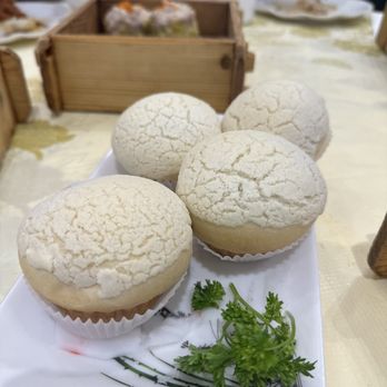 New Century Restaurant - The world number one bao / crispy char siu bao - Dim Sum Near Me - Markham, Ontario
