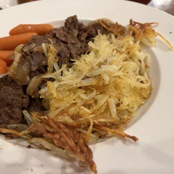 Bob Evans - Pot Roast w hash browns and carrots - American Near Me - Breezewood, Pennsylvania Bob Evans - Pot Roast w hash browns and carrots - American Near Me - Breezewood, Pennsylvania