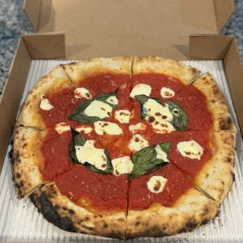 Crust & Crumb Bread - Margherita - Pizza Near Me - White Oak, Texas