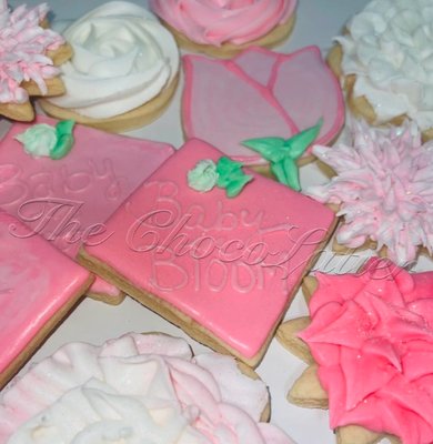 Festive Cookie Trays - Add a touch of delight to any occasion with our exquisitely decorated cookie trays. Perfect for holiday parties, corporate events, or just because, these trays are filled with an assortment of scrumptious cookies, each decorated with the same care and creativity that defines our brand. Made from the finest ingredients, they’re as delicious as they are beautiful.