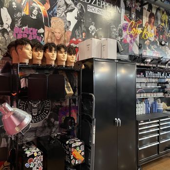 Floyd's 99 Barbershop - Crash test dummies? - Barbers Near Me - Clearwater, Florida Floyd's 99 Barbershop - Crash test dummies? - Barbers Near Me - Clearwater, Florida