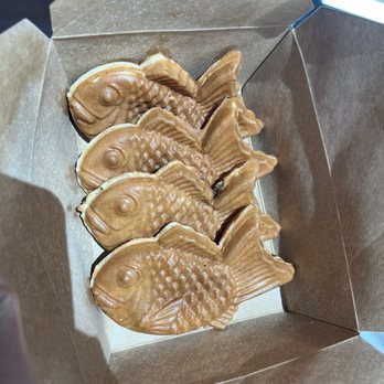 Brucha - Mochi Nutella filled fish - Gelato Near Me - Tucson, Arizona