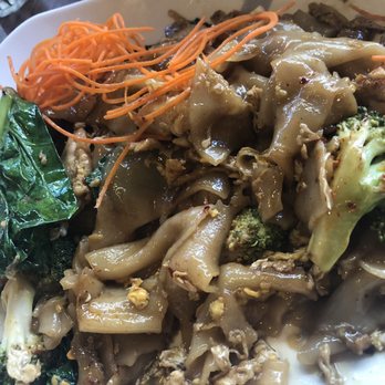 Thailicious - Pad See Ew - bomb! - Thai Near Me - New York, New York Thailicious - Pad See Ew - bomb! - Thai Near Me - New York, New York