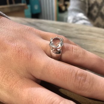 The Sunstone Store - Jewelry Near Me - Grants Pass, Oregon