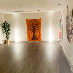 Souly Holistic - Our Conference room is available to rent by the hour or day.