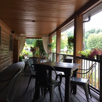 Bittersweet Cafe - Outside dining area - Cafes Near Me - Farmington, Pennsylvania