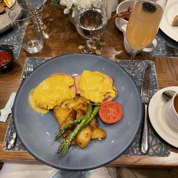 The Wildflower - Very pretty presentation - Breakfast & Brunch Near Me - Whistler, British Columbia The Wildflower - Very pretty presentation - Breakfast & Brunch Near Me - Whistler, British Columbia