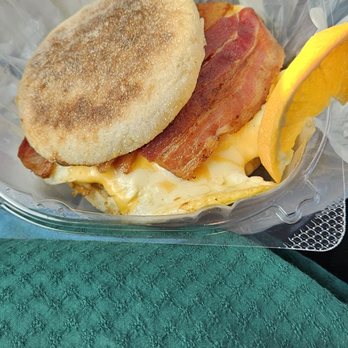 AM Goodness Cafe - English muffin breakfast. Plenty of bacon and cheese - Cafes Near Me - Vista, California