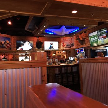 Texas Roadhouse - Bar area - Steakhouses Near Me - Ballwin, Missouri