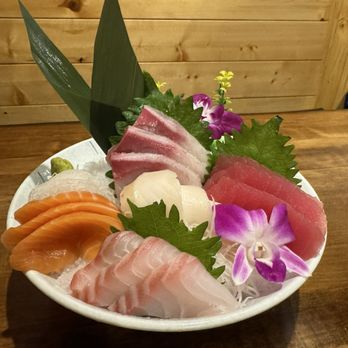 Mushi Sushi & Ramen - Sashimi deluxe - Ramen Near Me - Happy Valley, Oregon Mushi Sushi & Ramen - Sashimi deluxe - Ramen Near Me - Happy Valley, Oregon