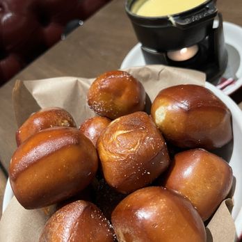 Culinary Dropout - Soft Pretzels & Provolone Fondue - New American Near Me - Phoenix, Arizona