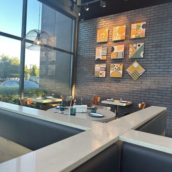 Glasshouzz - Inside - Pizza Near Me - Livermore, California Glasshouzz - Inside - Pizza Near Me - Livermore, California