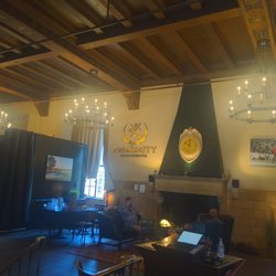 ProXimity Golf Lounge - Great relaxed interior