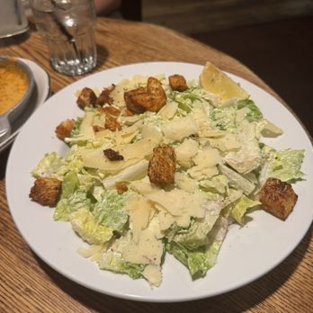 Tam O'Shanter - Ceaser Classic Caesar Salad - Gastropubs Near Me - Los Angeles, California Tam O'Shanter - Ceaser Classic Caesar Salad - Gastropubs Near Me - Los Angeles, California