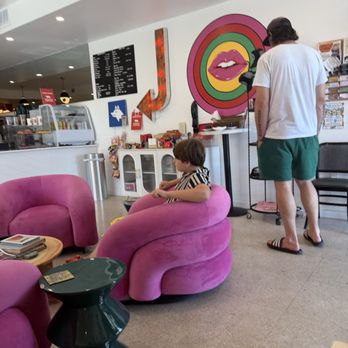 Hot Lips Coffee Shop - Coffee & Tea Near Me - Cathedral City, California Hot Lips Coffee Shop - Coffee & Tea Near Me - Cathedral City, California