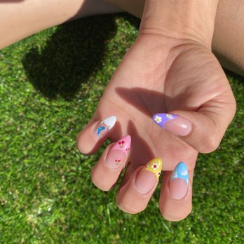 Bliss Nails & Spa - Nail Salons Near Me - Tigard, Oregon