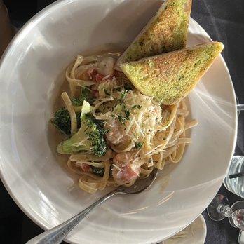 Osteria Kayla - Shrimp Alfredo - Italian Near Me - Fremont, Nebraska Osteria Kayla - Shrimp Alfredo - Italian Near Me - Fremont, Nebraska