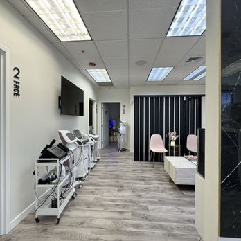J Beauty Studio - Lobby - Permanent Makeup Near Me - Parker, Colorado J Beauty Studio - Lobby - Permanent Makeup Near Me - Parker, Colorado