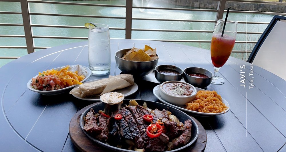 Javi's