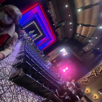 Penn & Teller - Theater - Magicians Near Me - Las Vegas, Nevada