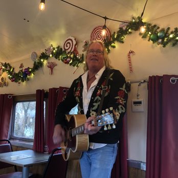 River Fox Train - Pictures from the 2022 Christmas train experience. - Tours Near Me - West Sacramento, California