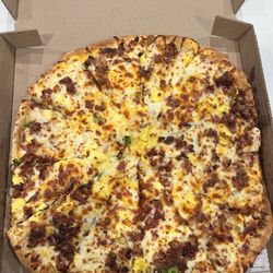 Casey's - Large Veggie + bacon breakfast pizza