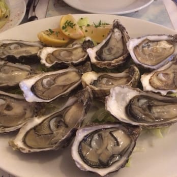 Melrose - Dozen oysters - Seafood Near Me - Brighton, BNH