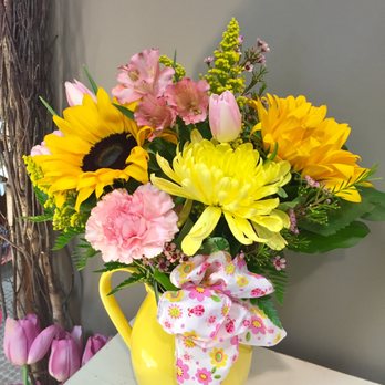 Bosland's Flower Shop - Pitcher of Sunshine - Florists Near Me - Wayne, New Jersey Bosland's Flower Shop - Pitcher of Sunshine - Florists Near Me - Wayne, New Jersey