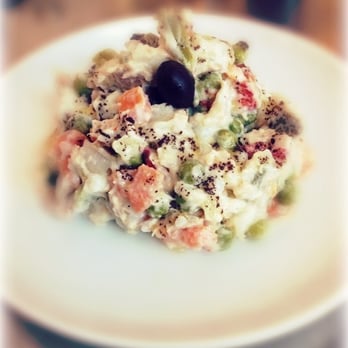 Picaparet Bar - Ensaladilla rusa / Amanida russa - Beer Bar Near Me - Barcelona, B