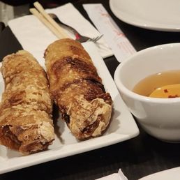 Famous egg rolls