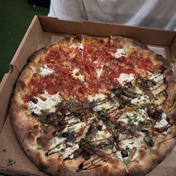 Pizza Box - Half Malibu and half honey boo-boo - Pizza Near Me - Saint Petersburg, Florida