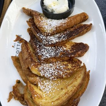 The Cottage Del Mar - Brioche French Toast - Sandwiches Near Me - Del Mar, California The Cottage Del Mar - Brioche French Toast - Sandwiches Near Me - Del Mar, California