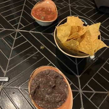 Caló Kitchen + Tequila - Cocktail Bars Near Me - Costa Mesa, California