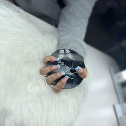 Super Nails - By Vivian