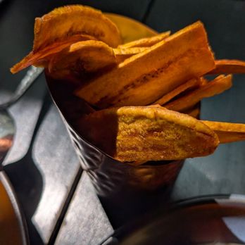 Lucuma Kitchen and Bar - Plantain chips - Peruvian Near Me - Oakland, California Lucuma Kitchen and Bar - Plantain chips - Peruvian Near Me - Oakland, California