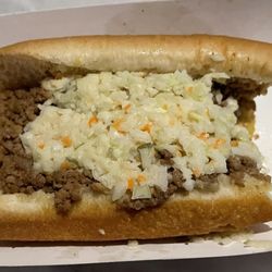 Hot dog all the way w chili & slaw