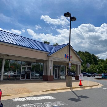 Virginia ABC Store - cars parked in front of the store - Beer, Wine & Spirits Near Me - Purcellville, Virginia Virginia ABC Store - cars parked in front of the store - Beer, Wine & Spirits Near Me - Purcellville, Virginia