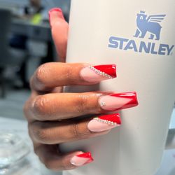 Famous Nails & Spa