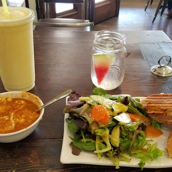 Healthy Bite - Everything but the kitchen sink! - Juice Bars & Smoothies Near Me - El Paso, Texas Healthy Bite - Everything but the kitchen sink! - Juice Bars & Smoothies Near Me - El Paso, Texas