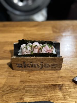 Kinjo Hand Roll Bar by null